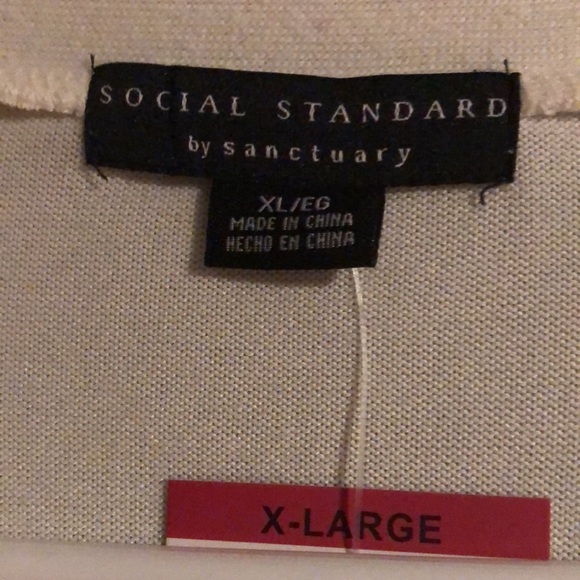 BRAND NEW WOMAN DAYTRIPPER CARDIGAN SIZE X-LARGE! NWT! THE COLOR IS OFF !WHITE - Picture 4 of 4